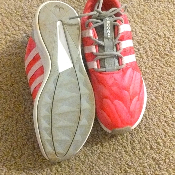 Shoes - Picture 2 of 3